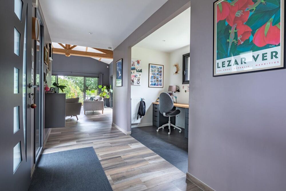 Vente Maison Maison Gorges 5 P . 3 Chs . Bureau . Garage . 135.89 M² . T 667 M² . Terrasses . Préau . Abri Gorges