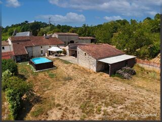  Maison à vendre 7 pièces 235 m²