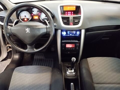 207 1.4 90 PREMIUM BA 5P 2009 occasion 06640 Saint-Jeannet