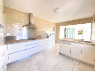  Villa � vendre 8 pi�ces 335 m�