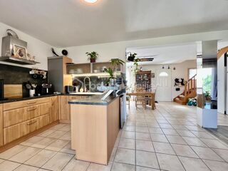 Maison à vendre 8 pièces 139 m²