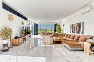  Maison  vendre 8 pices 264 m