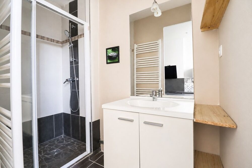 Appartement T3 de caractère avec garage au coeur du Chambon-Feugerolles
