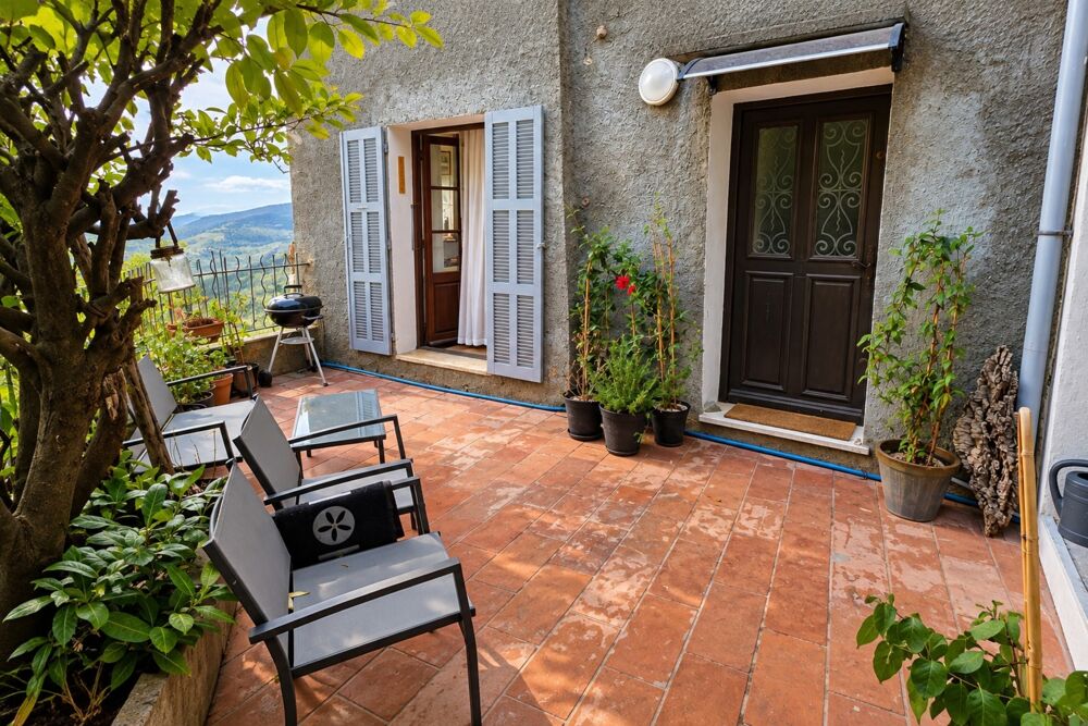 Vignale  Maison de village rénovée de 77 m²  3 chambres  2 terrasses
