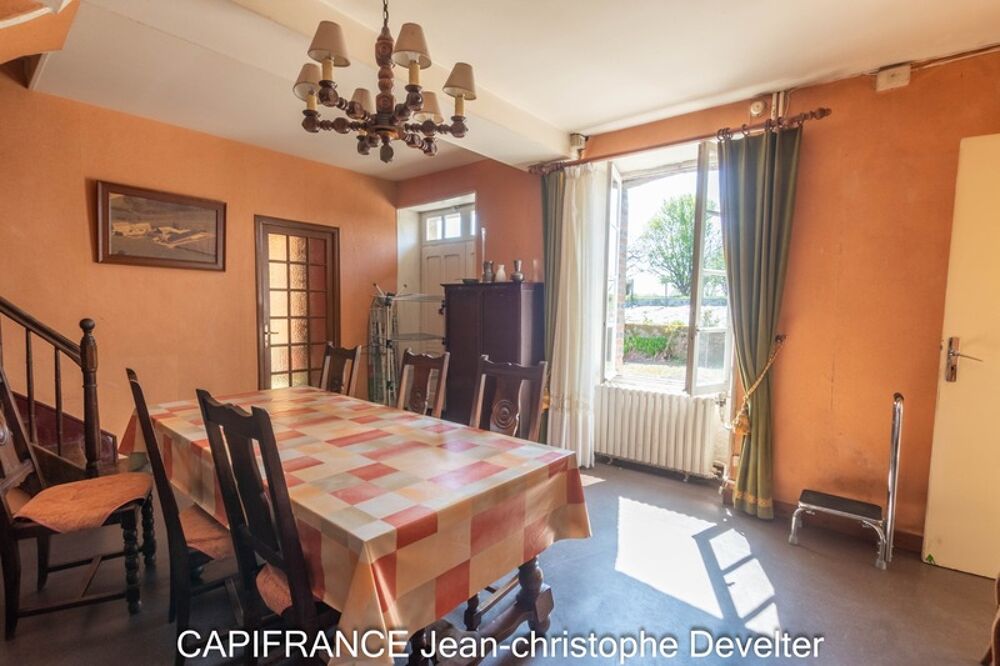 Vente Maison Maison à vendre GORRON (53) maison en pierres 3 chambres avec dépendances sur terrain de 3450 m2 Gorron