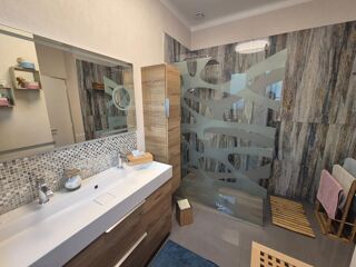  Maison � vendre 7 pi�ces 221 m�