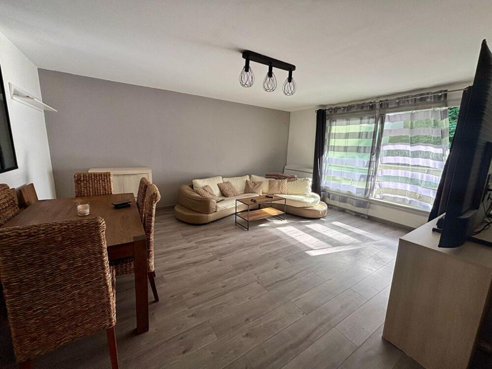 Appartement 4 pièces - 77 m² - Résidence Saint Benin à Nevers - Ascenseur - Balcon - Parking - 3 chambres