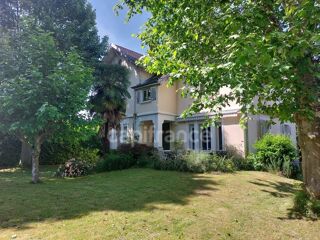  Maison � vendre 8 pi�ces 252 m�