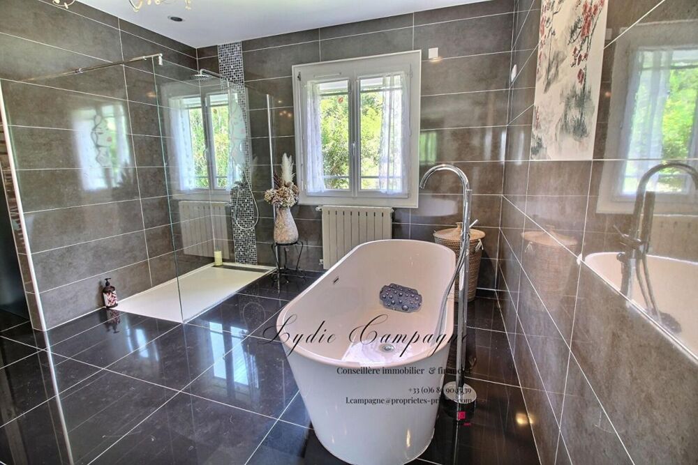 Demeure de prestige 8 pièce(s) 200 m2