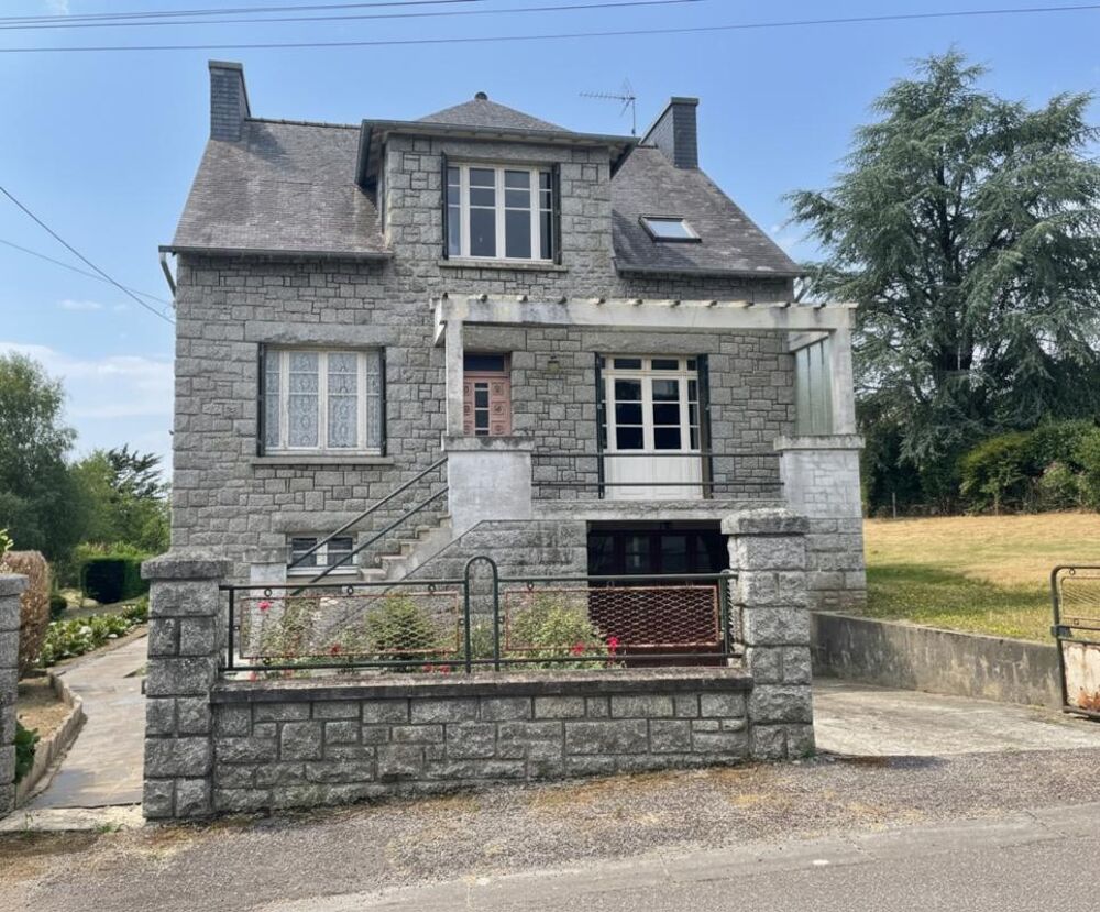 Maison 7 pièces 102 m² · à Saint Nicolas du Pelem · 102 m² · 87 000 €