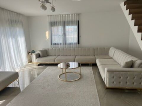   Belle maison r�cente T5 avec grand garage - PERRIGNY LES DIJON (21) Maison - 5 pi�ce(s) - 143 m�