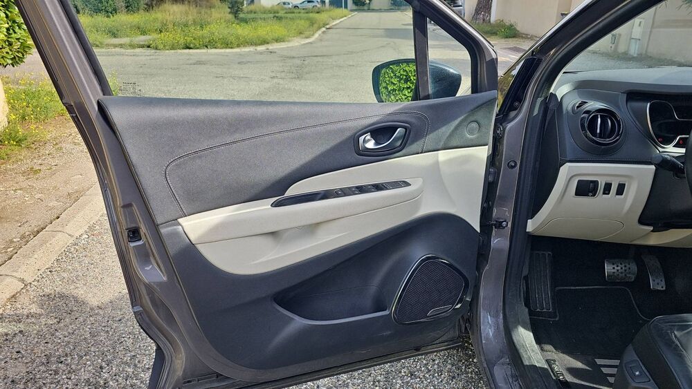 Captur 1.3 TCe 150 EDC6 Initial Paris - Automatique 2019 occasion 13430 Eyguieres