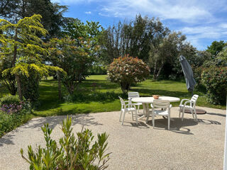  Maison à vendre 10 pièces 247 m²