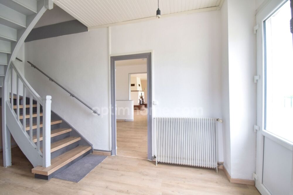 *** EXCLUSIVITE *** PROPRIETE RARE : MAISON DEPENDANCES ET TERRAIN *** SAINT-JEAN-D'HEURS 63190 ***
