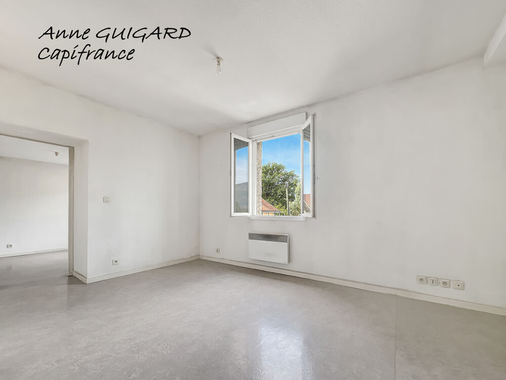 SERRIERES EN CHAUTAGNE (73) - 2 PIECES de 32m² exposé ouest avec parking, petite copropriété