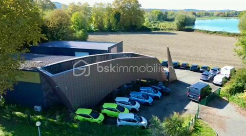   LOCAUX  2 BATIMENTS D'ACTIVITE STOCKAGE de 247 m² et 520 m² implantés sur un terrain de 2550 m² 