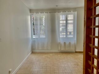  Appartement à louer 2 pièces 34 m²