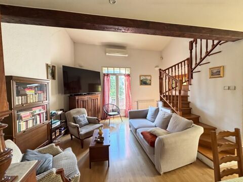   Maison Maison - 4 pi�ce(s) - 95 m�