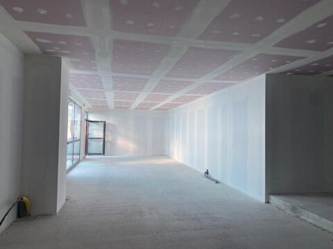 MAILLAT - Local Commercial 672 01430 Maillat