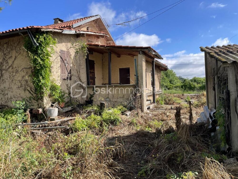Vente Maison Bien rare, petit prix, maison de passage à niveaux à rénover entièrement Montauban
