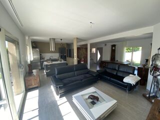  Maison  vendre 6 pices 135 m