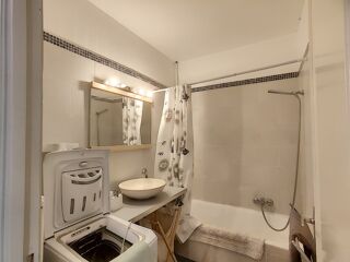  Appartement à louer 1 pièce 38 m²