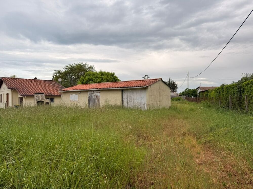 Terrain de 800 m2 avec bati existant