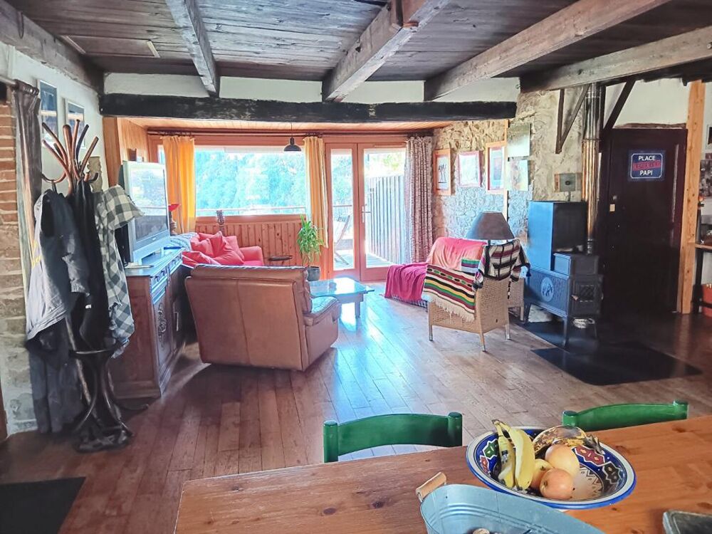 Vente Maison Maison de charme proche Saint-Cirq-Lapopie, 3 chambres, 100 m², vue imprenable sur la rivière Saint cirq lapopie