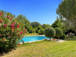  Maison � vendre 5 pi�ces 210 m�