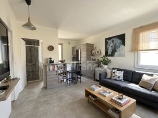  Immeuble � vendre 5 pi�ces 83 m�