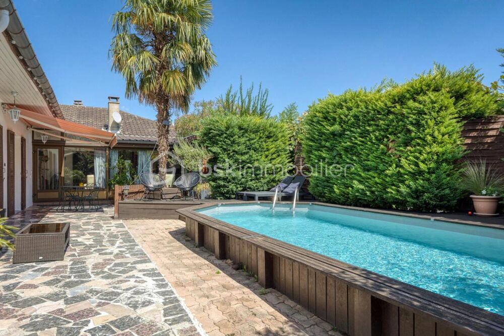 Vente Propriété/Château Échirolles 38130 – Maison de plain-pied 179 m² - 2 logements - Piscine - Sous-sol 170 m² Echirolles