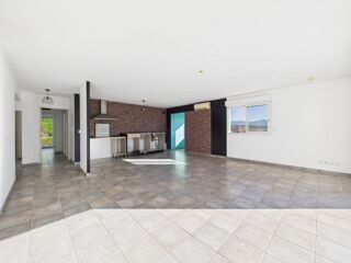  Appartement  vendre 4 pices 111 m