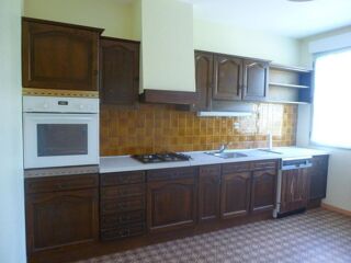  Appartement à louer 4 pièces 87 m²