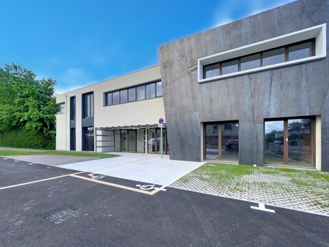 ST JEAN D'ILLAC - Local neuf de 120 m&sup2; 2100 33127 Saint jean d illac