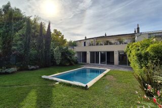 Appartement à vendre 6 pièces 146 m²