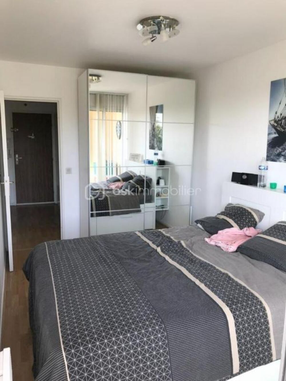 Appartement 2 pièces 40 m² ascenseur / garage / box / parc