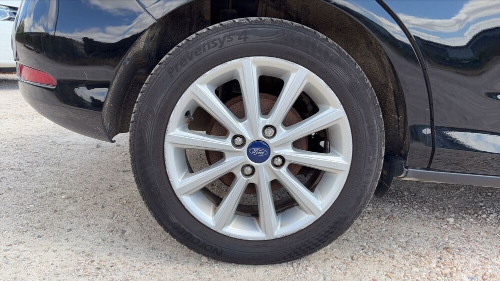 B-max 1.6 TiVCT 105 PowerShift Titanium 2016 occasion 45000 Orleans