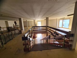  Immeuble à vendre 1 pièce 1200 m²