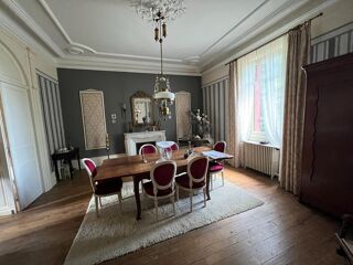  Propriété/château à vendre 13 pièces 400 m²