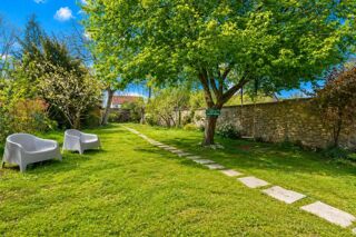  Propriété/château à vendre 10 pièces 223 m²