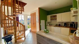  Propri�t�/ch�teau � vendre 10 pi�ces 105 m�