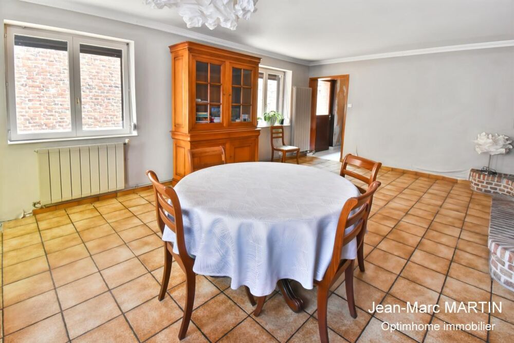 Maison familiale de 115 m² à Carnin : luminosité, 3 chambres et potentiel de valorisation