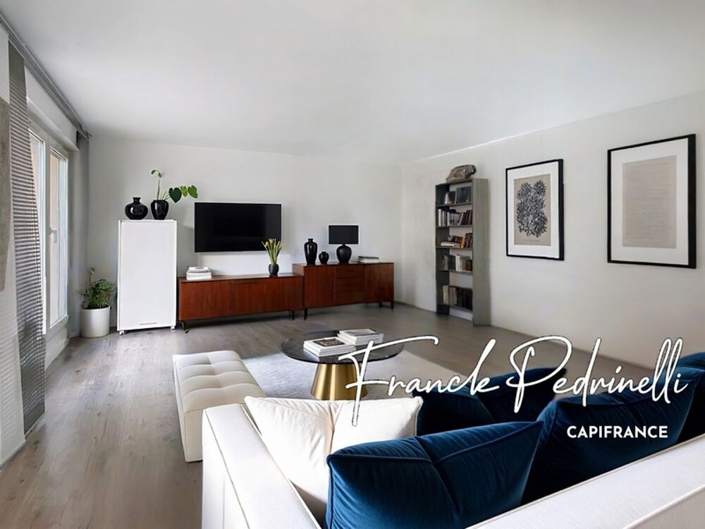 Appartement à vendre 3 pièces 72 m² VILLEURBANNE (69) CHARPENNES  Place Charles Hernu avec terrasse exceptionnelle de 75 m²