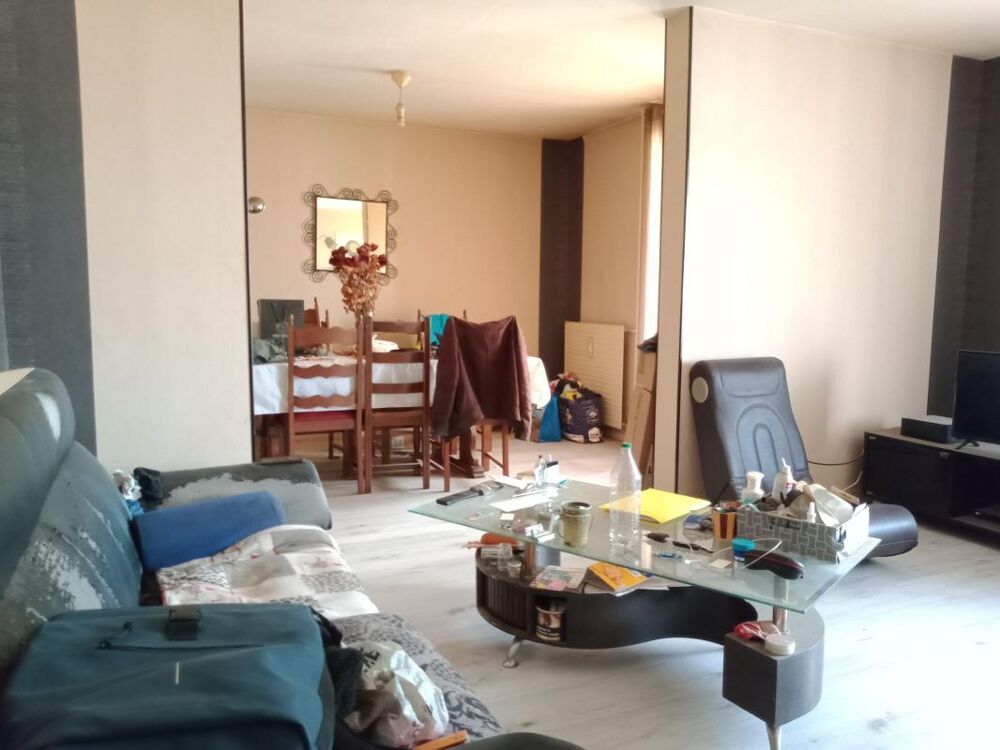 Appartement À Vendre - Type 4 - 82M2 - Ascenseur - Balcon/terrasse - Cave - Espaces verts