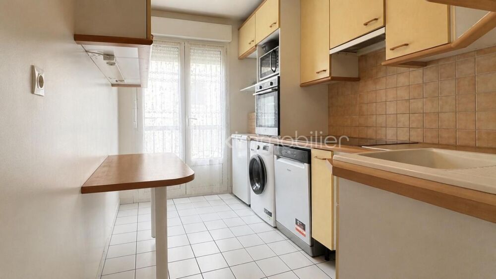 Vente Appartement ?A saisir appartement familial au cœur de Puteaux proche du centre d'affaires de LA DEFENSE (92) avec double stationnement et un Puteaux