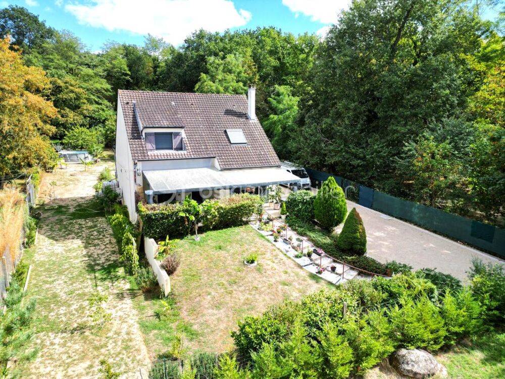 Maison avec accès direct à la forêt