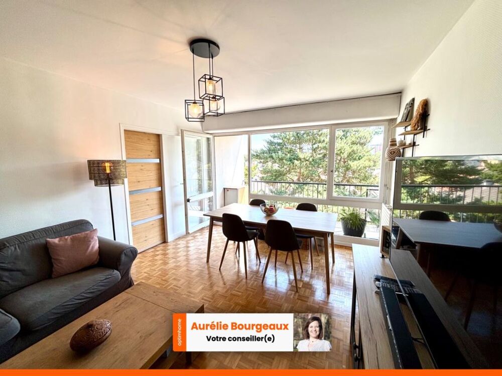 Appartement 4 pièces de 82 m²  Évreux, quartier Navarre (27)