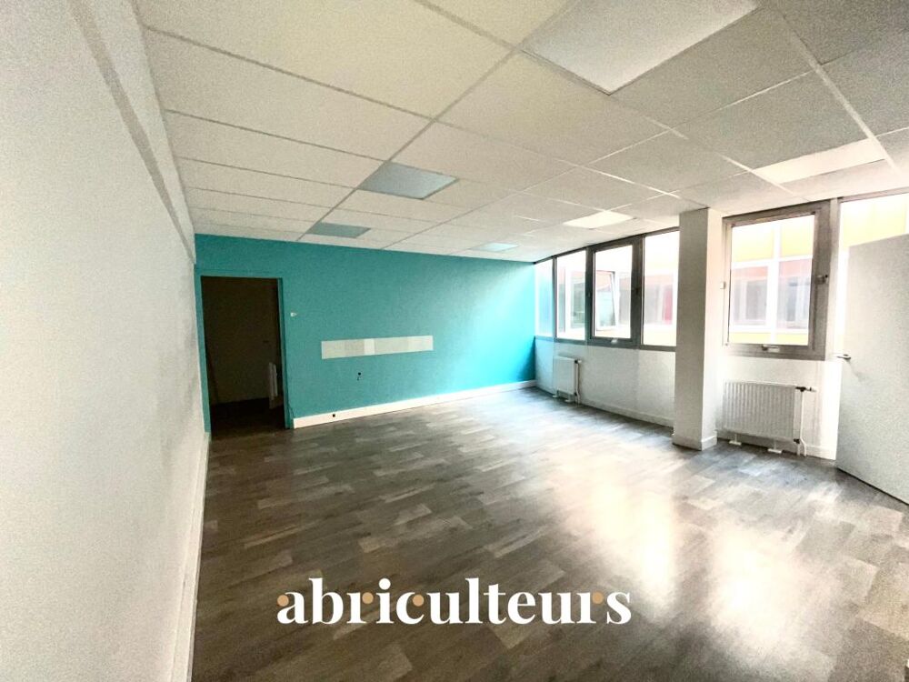   Bureaux de  45M² pouvant convenir pour un cabinet médical  en location à Chartres (28000) Chartres