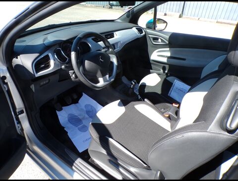 DS3 PTECH 82 CHIC BVM 2015 occasion 03100 Montlu&ccedil;on