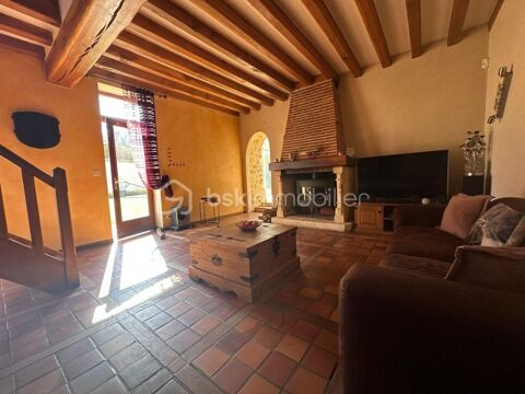   � vendre Baisse de prix  � Long�re de charme 160 m� + D�pendances sur 2 000 m� de terrain � 259 000 � Maison - 5 pi�ce(s) - 160 m�